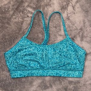 Lululemon Flow Y Nulu Sports bra